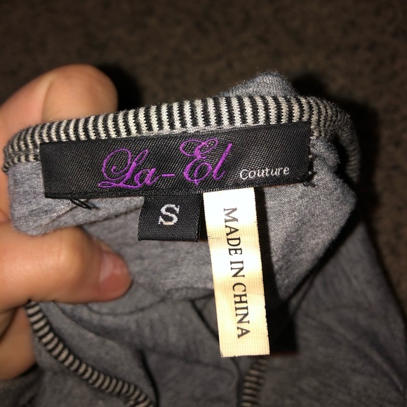 Dress - Picture 3 of 3